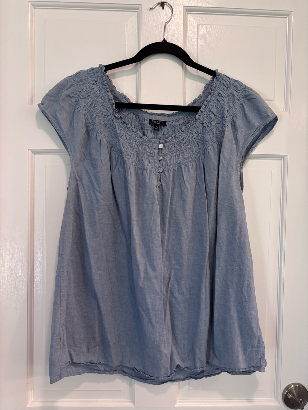 Talbots XL Chambray 100% Cotton Blue Smocked Scoop Neck Peasant Short Sleeve Top